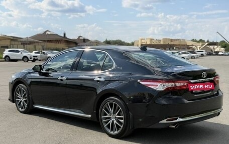Toyota Camry, 2023 год, 3 600 000 рублей, 4 фотография