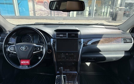 Toyota Camry, 2017 год, 1 990 000 рублей, 18 фотография