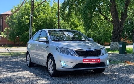 KIA Rio III рестайлинг, 2013 год, 720 000 рублей, 1 фотография