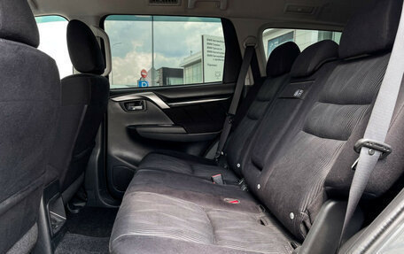 Mitsubishi Pajero Sport III рестайлинг, 2019 год, 2 997 000 рублей, 11 фотография