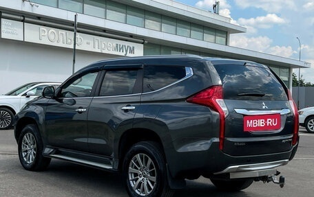 Mitsubishi Pajero Sport III рестайлинг, 2019 год, 2 997 000 рублей, 8 фотография
