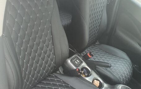 Nissan Juke II, 2011 год, 900 000 рублей, 3 фотография