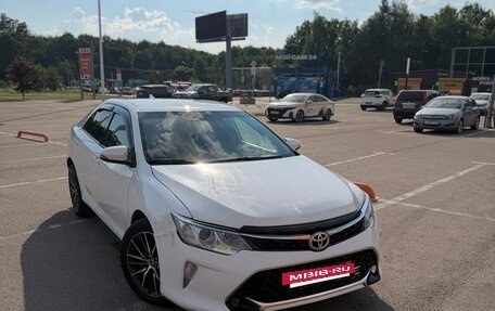 Toyota Camry, 2018 год, 1 600 000 рублей, 4 фотография