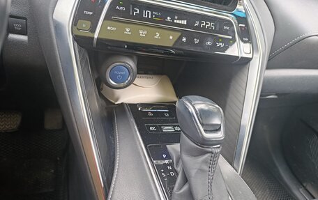 Toyota Harrier, 2021 год, 4 800 000 рублей, 7 фотография