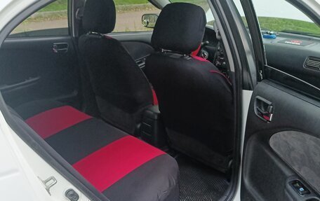 Toyota Avensis III рестайлинг, 2002 год, 380 000 рублей, 6 фотография