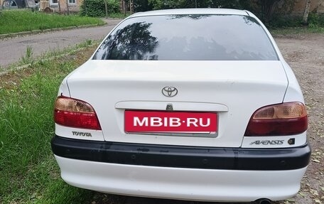 Toyota Avensis III рестайлинг, 2002 год, 380 000 рублей, 16 фотография