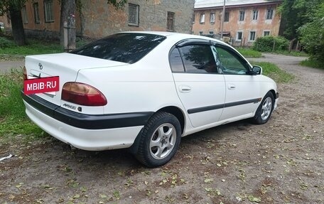 Toyota Avensis III рестайлинг, 2002 год, 380 000 рублей, 12 фотография