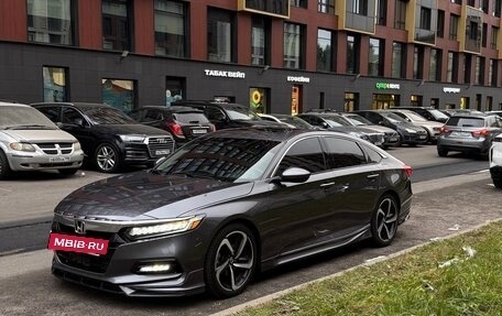 Honda Accord IX рестайлинг, 2020 год, 2 600 000 рублей, 8 фотография