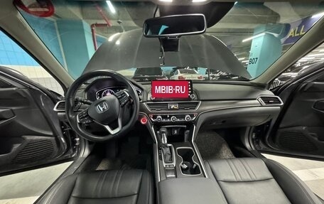 Honda Accord IX рестайлинг, 2020 год, 2 600 000 рублей, 14 фотография
