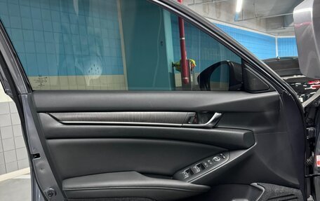Honda Accord IX рестайлинг, 2020 год, 2 600 000 рублей, 18 фотография