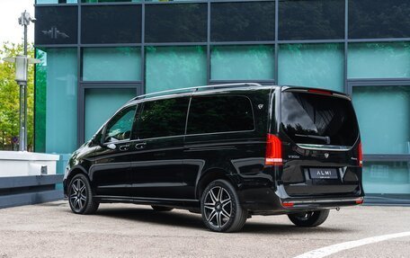 Mercedes-Benz V-Класс, 2022 год, 10 500 000 рублей, 6 фотография