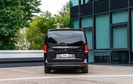 Mercedes-Benz V-Класс, 2022 год, 10 500 000 рублей, 5 фотография