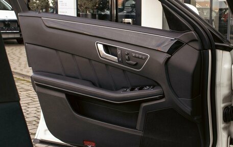 Mercedes-Benz E-Класс, 2011 год, 1 495 000 рублей, 12 фотография
