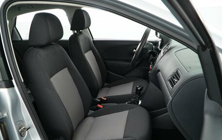 Volkswagen Polo VI (EU Market), 2015 год, 867 077 рублей, 7 фотография