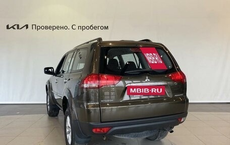 Mitsubishi Pajero Sport II рестайлинг, 2014 год, 2 289 000 рублей, 2 фотография