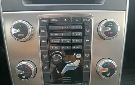 Volvo V60 Cross Country II, 2016 год, 1 579 000 рублей, 19 фотография
