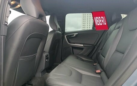 Volvo V60 Cross Country II, 2016 год, 1 579 000 рублей, 23 фотография