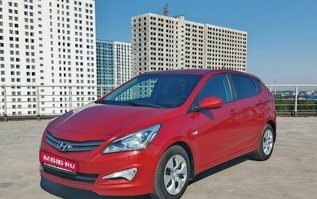 Hyundai Solaris II рестайлинг, 2016 год, 930 000 рублей, 2 фотография