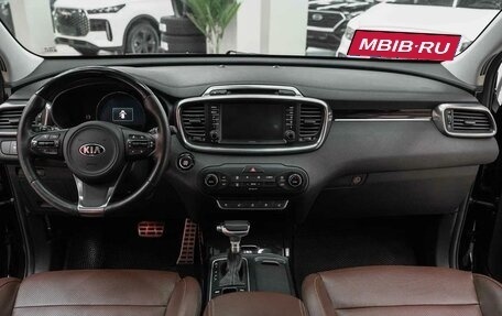 KIA Sorento III Prime рестайлинг, 2016 год, 2 200 000 рублей, 8 фотография