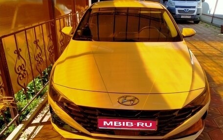 Hyundai Avante, 2021 год, 2 100 000 рублей, 1 фотография
