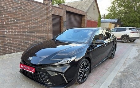 Toyota Camry, 2024 год, 3 290 000 рублей, 1 фотография