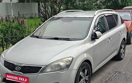 KIA cee'd I рестайлинг, 2011 год, 400 000 рублей, 1 фотография