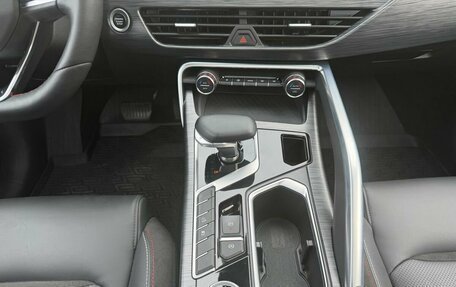 Geely Tugella FY11, 2023 год, 2 799 000 рублей, 20 фотография