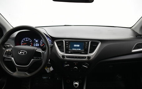 Hyundai Solaris II рестайлинг, 2020 год, 895 000 рублей, 5 фотография