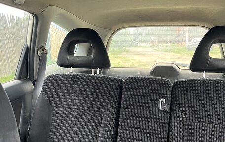 Honda Stream I рестайлинг, 2002 год, 310 000 рублей, 6 фотография