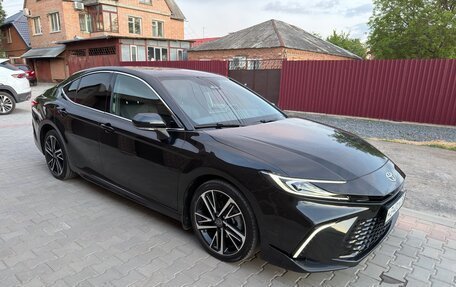 Toyota Camry, 2024 год, 3 290 000 рублей, 8 фотография