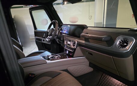 Mercedes-Benz G-Класс AMG, 2020 год, 21 000 000 рублей, 24 фотография