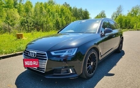 Audi A4, 2018 год, 1 700 000 рублей, 5 фотография