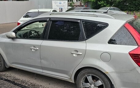 KIA cee'd I рестайлинг, 2011 год, 400 000 рублей, 3 фотография
