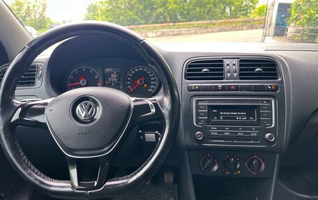 Volkswagen Polo VI (EU Market), 2017 год, 1 098 000 рублей, 27 фотография