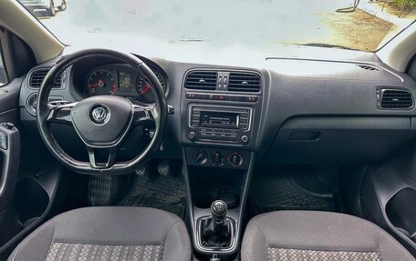 Volkswagen Polo VI (EU Market), 2017 год, 1 098 000 рублей, 29 фотография