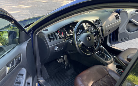 Volkswagen Jetta VI, 2016 год, 1 350 000 рублей, 15 фотография