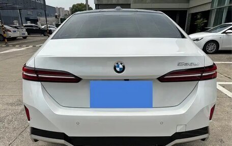 BMW 5 серия, 2024 год, 4 657 000 рублей, 4 фотография
