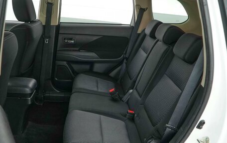 Mitsubishi Outlander III рестайлинг 3, 2018 год, 2 035 055 рублей, 9 фотография