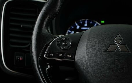 Mitsubishi Outlander III рестайлинг 3, 2018 год, 2 035 055 рублей, 12 фотография