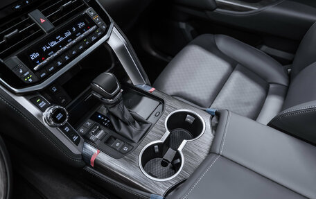 Toyota Land Cruiser, 2026 год, 15 300 000 рублей, 13 фотография