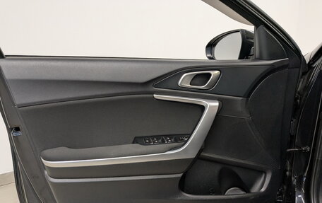 KIA cee'd III, 2021 год, 2 285 000 рублей, 19 фотография