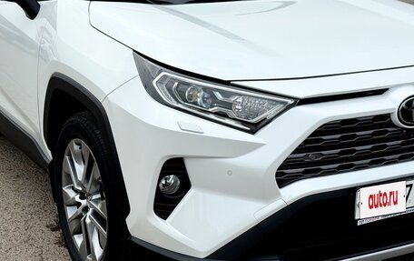 Toyota RAV4, 2021 год, 4 490 000 рублей, 7 фотография