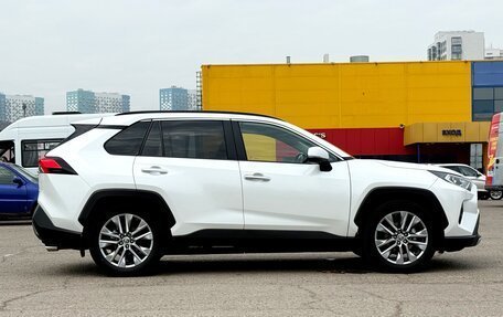 Toyota RAV4, 2021 год, 4 490 000 рублей, 11 фотография