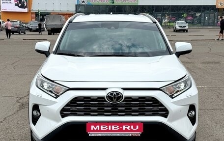 Toyota RAV4, 2021 год, 4 490 000 рублей, 3 фотография