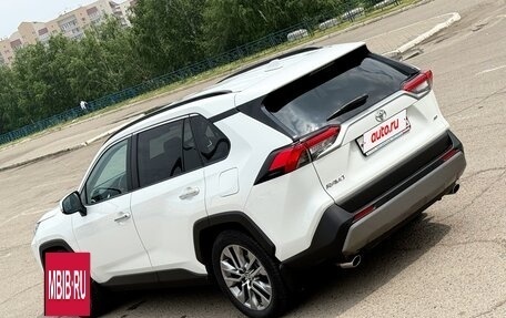 Toyota RAV4, 2021 год, 4 490 000 рублей, 18 фотография