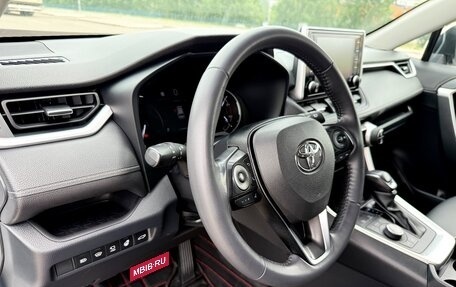 Toyota RAV4, 2021 год, 4 490 000 рублей, 21 фотография