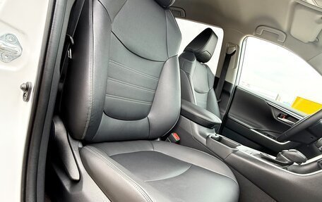 Toyota RAV4, 2021 год, 4 490 000 рублей, 26 фотография