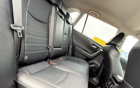 Toyota RAV4, 2021 год, 4 490 000 рублей, 25 фотография