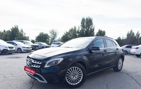 Mercedes-Benz GLA, 2017 год, 2 250 000 рублей, 3 фотография