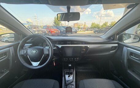 Toyota Corolla, 2015 год, 1 365 000 рублей, 10 фотография